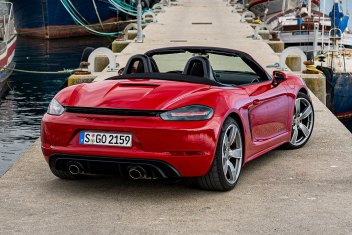 21 Porsche 718 Boxster Review Autotrader 21 Porsche 718 Boxster Review Autotrader