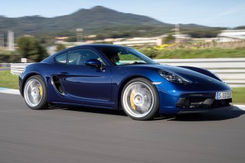 21 Porsche 718 Cayman Review Autotrader