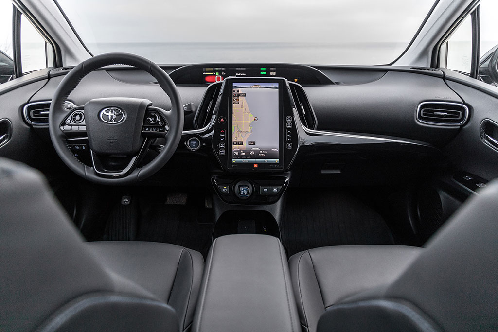 2021 Toyota Prius Review - Autotrader