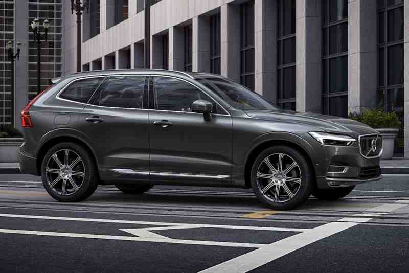 2021 volvo xc60 review - autotrader