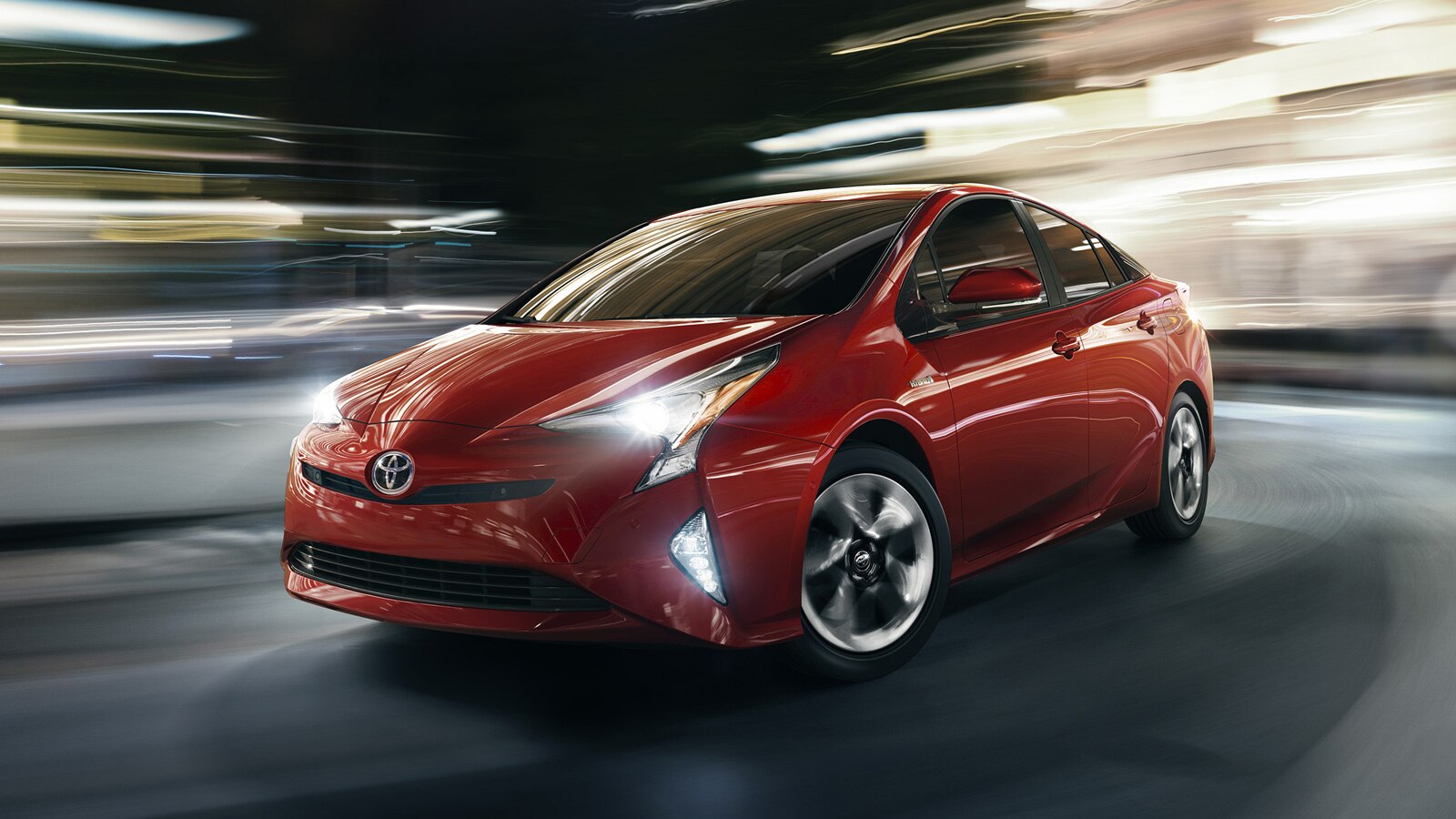 Toyota Prius 2018 Lado delantero izquierdo en rojo
