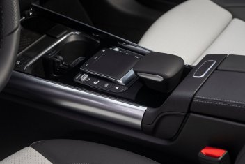 21 Mercedes Benz Gla Review Autotrader 21 Mercedes Benz Gla Review Autotrader