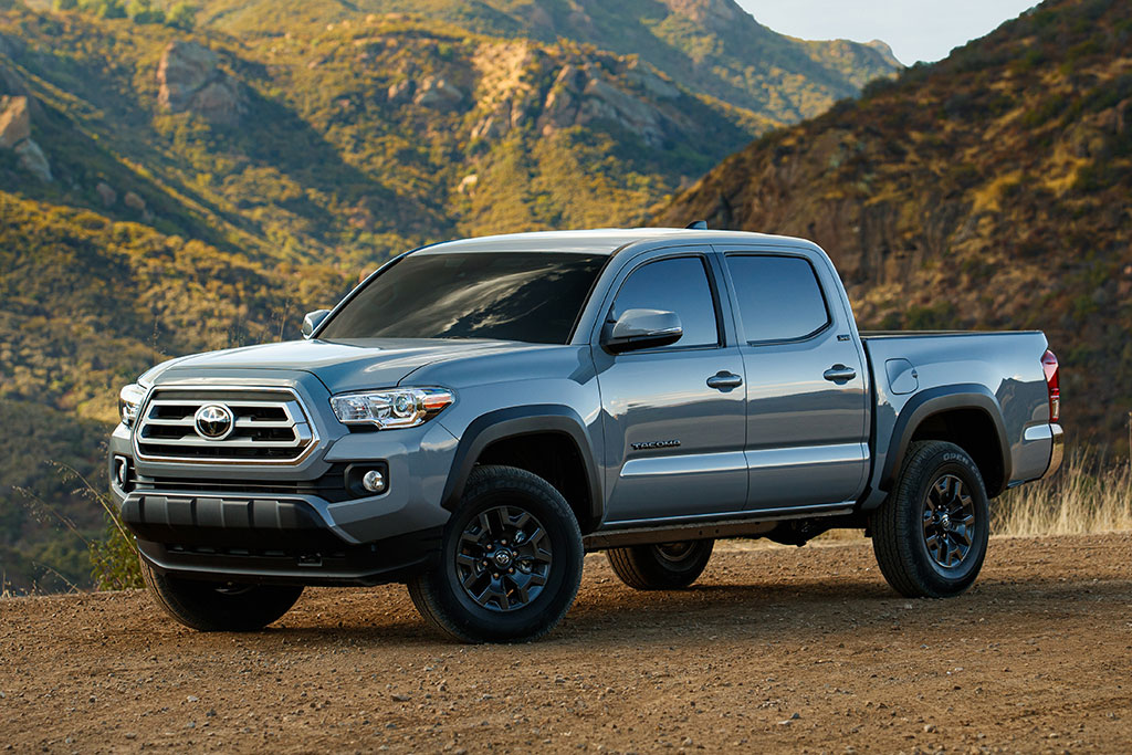 2021 GMC Canyon vs. 2021 Toyota Tacoma: Which Is Better? - Autotrader