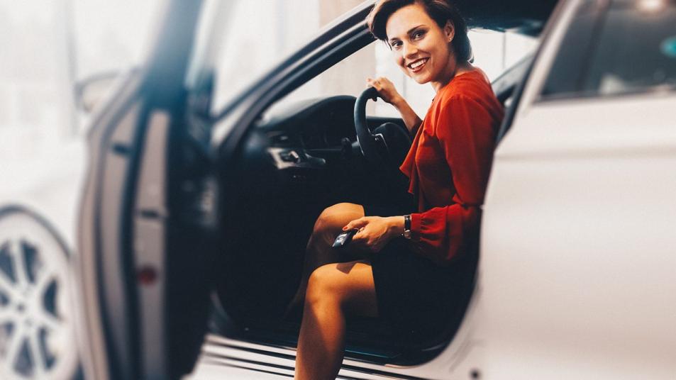 Businesswoman buying new car