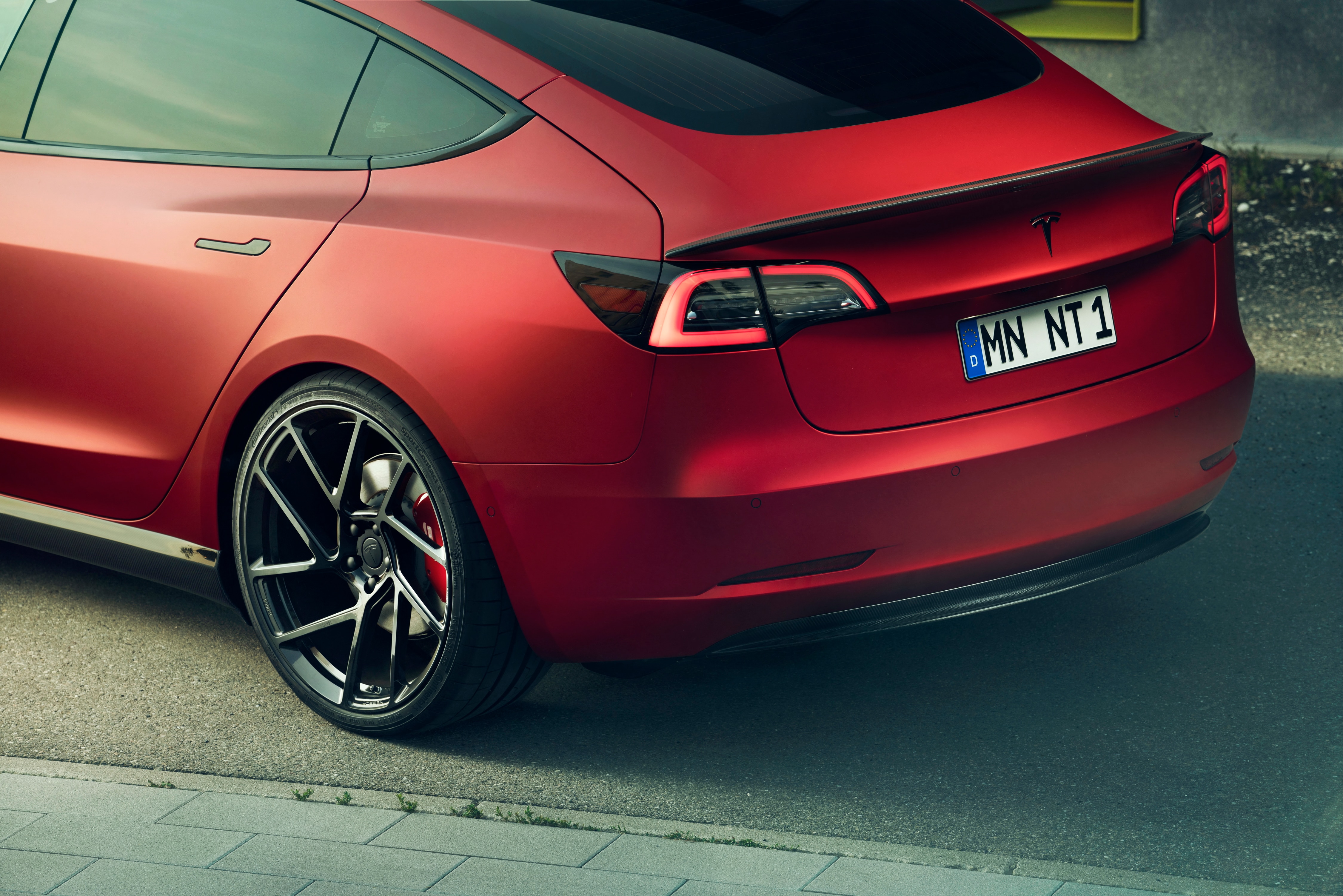 2021 Tesla Model 3 Review - Autotrader