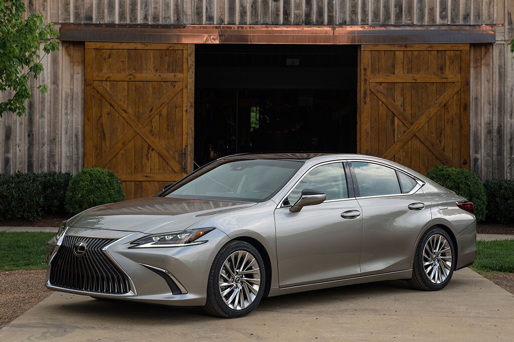 Camry vs lexus