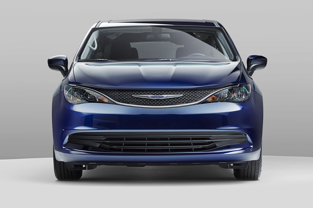 2021 chrysler voyager