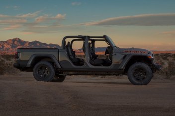 21 Jeep Gladiator Review Autotrader