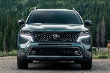 21 Kia Sorento First Review Autotrader