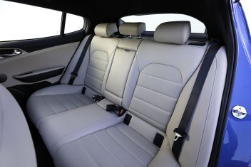 21 Kia Stinger Review Autotrader