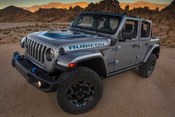 21 Jeep Wrangler 4xe Phev First Look Autotrader