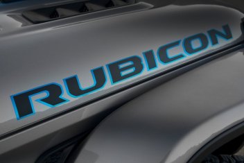 21 Jeep Wrangler 4xe Phev First Look Autotrader