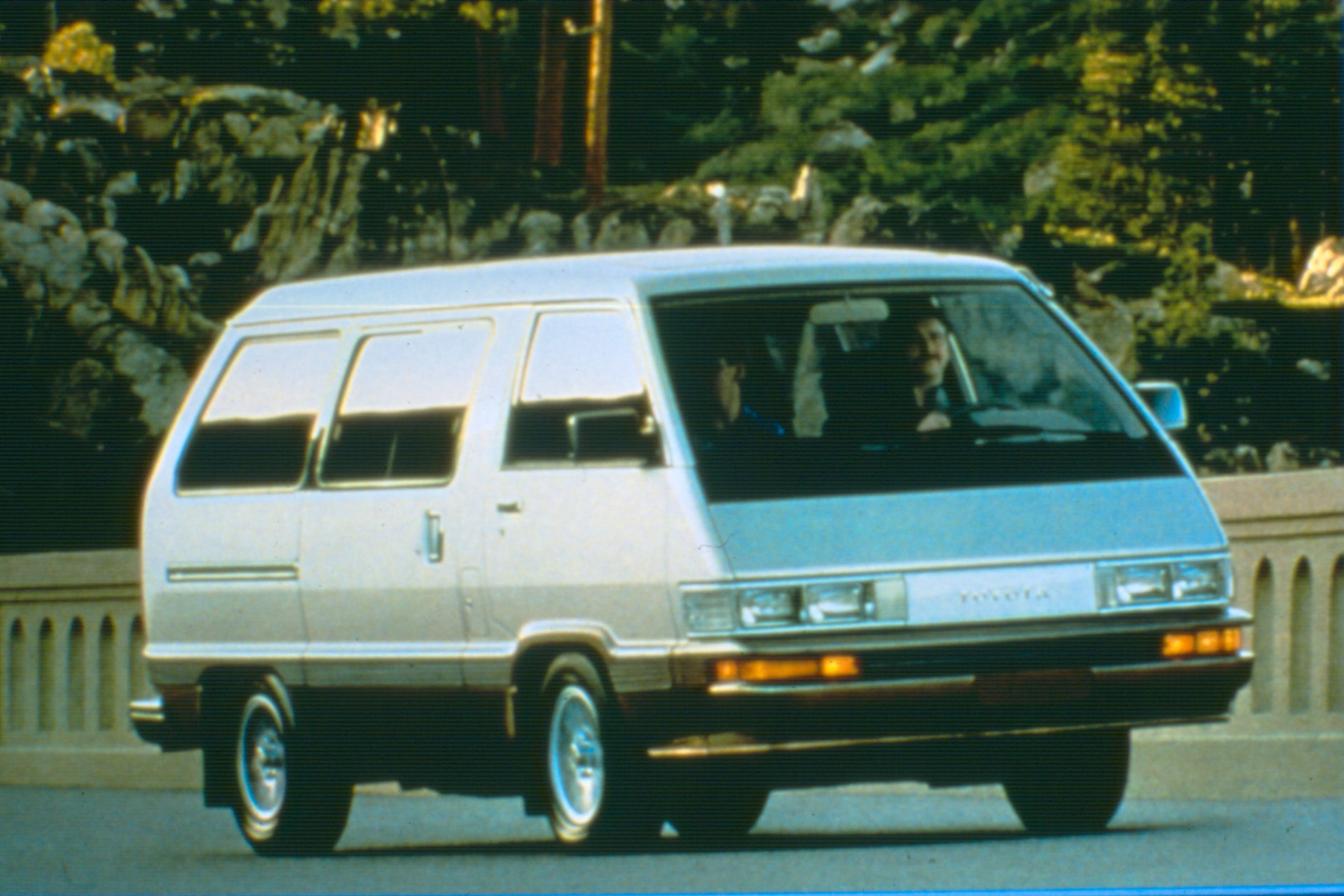 toyota vans 1980s