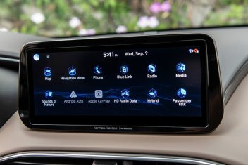 2021 Hyundai Santa Fe First Look Autotrader