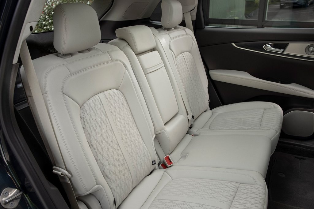 A List of Cars With Massaging Seats - Kelley Blue Book