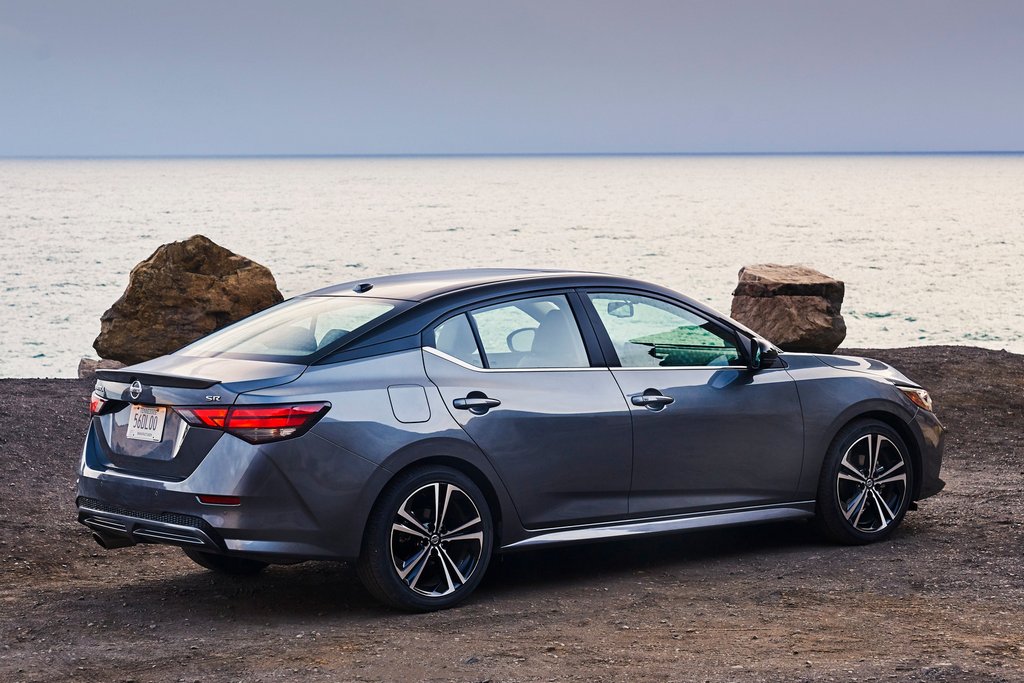 2021 Nissan Sentra Review - Autotrader