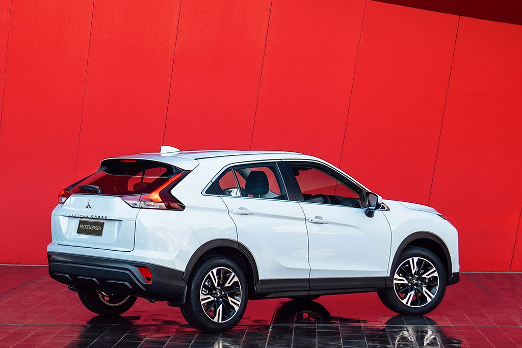 2022 Mitsubishi Eclipse Cross Review - Autotrader