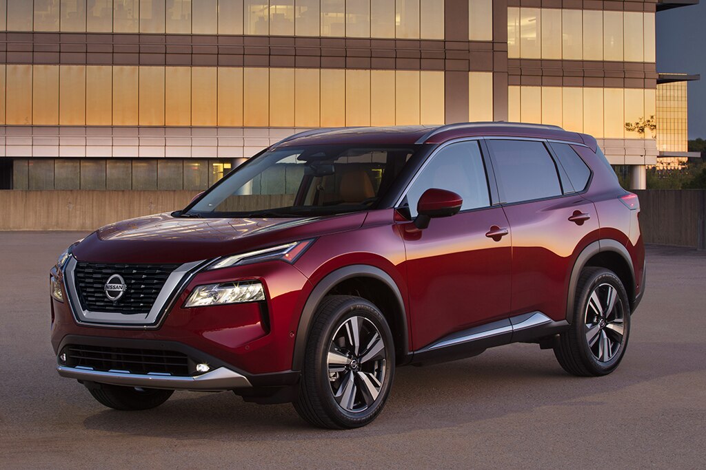 2021 Nissan Rogue Front Left Side in Red