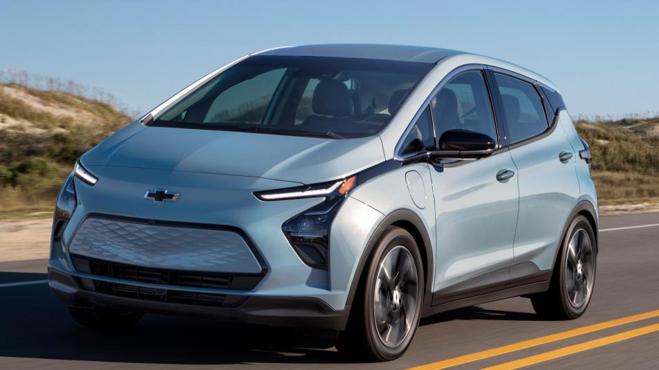 2022 Chevrolet Bolt EV Driving in Silver