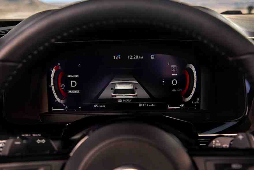 2022-nissan-pathfinder-gauges