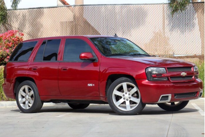 Early Performance Oriented Suvs Are Cheap Now If You Can Find Them Autotrader