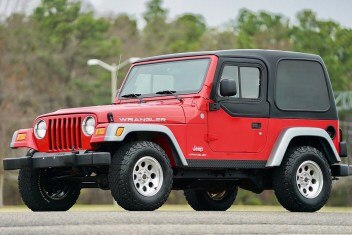 Buying Guide: The 1997-2006 Jeep Wrangler TJ - Autotrader