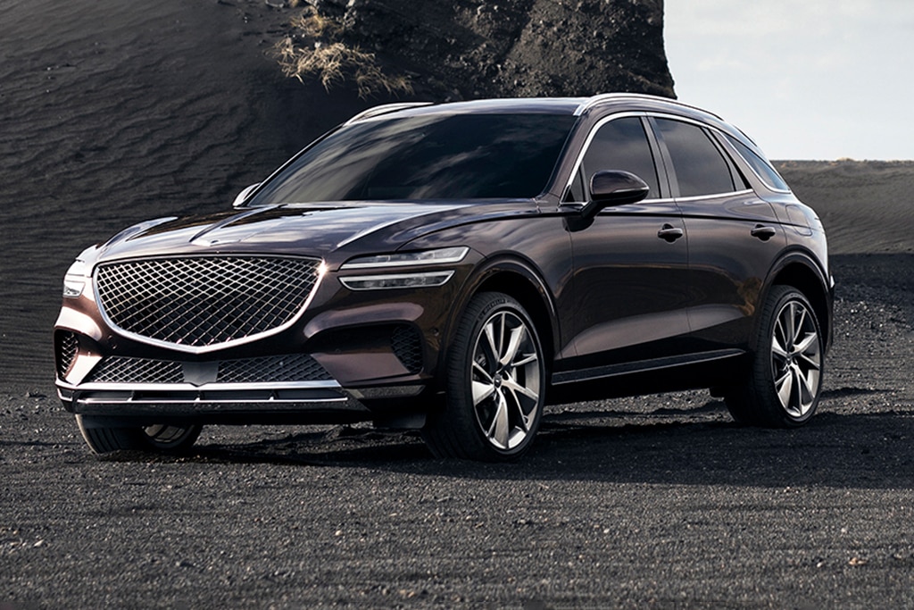 2022 Genesis GV70 Lado delantero izquierdo en Charcoal