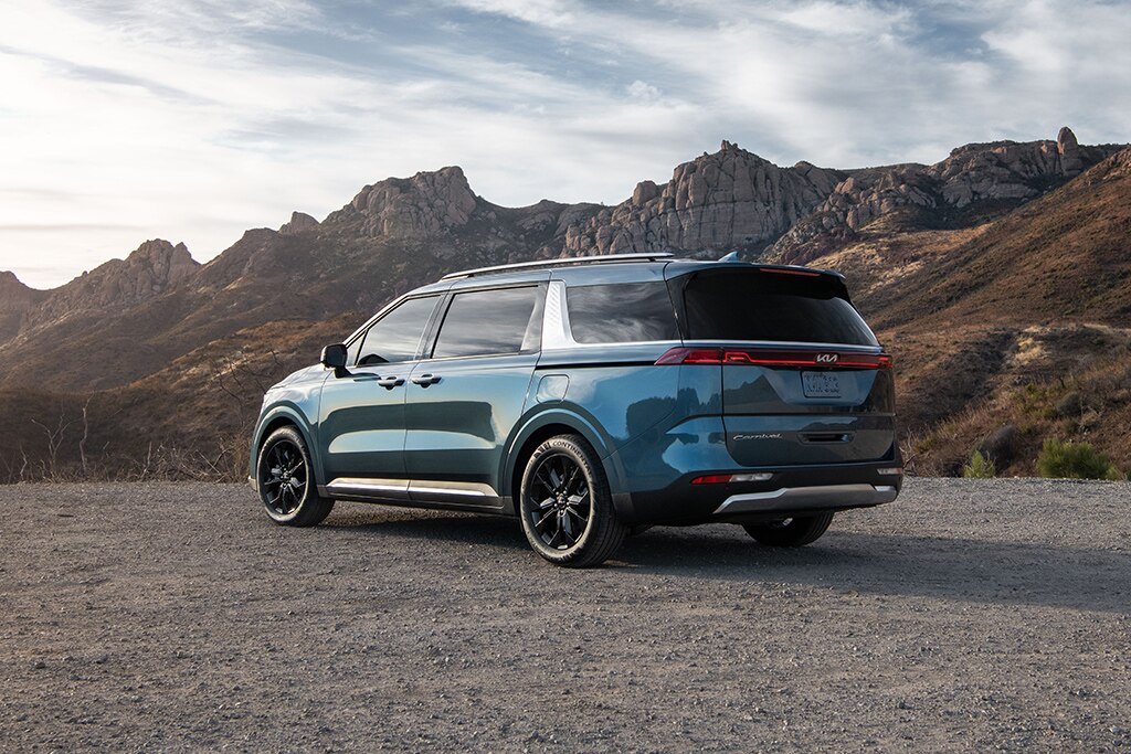 2025 Kia Carnival Fuel Economy Announced Here's How it Ranks Autotrader