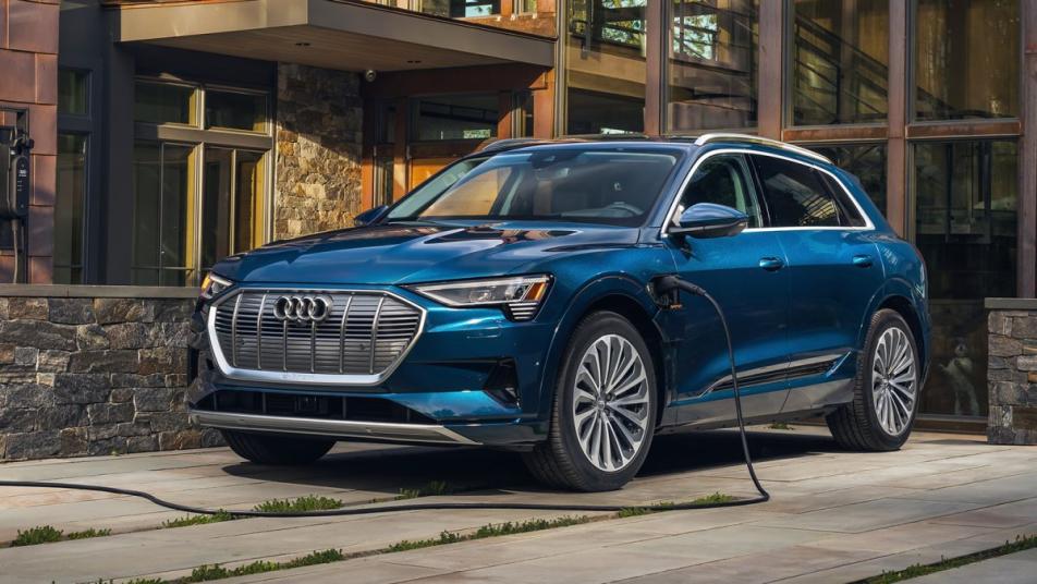 2022 Audi e-tron: Choosing the Right Trim