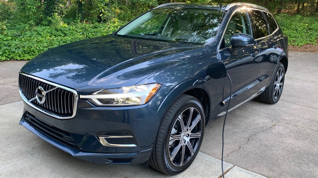 2021 Volvo XC60 Recharge Gets Great Fuel Economy Autotrader
