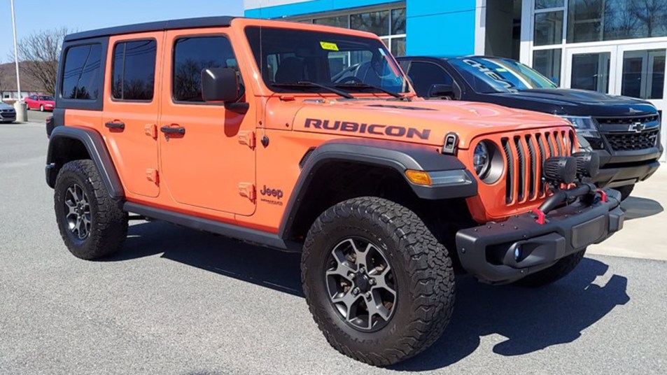 2018 Jeep Wrangler Front Right Side in Orange