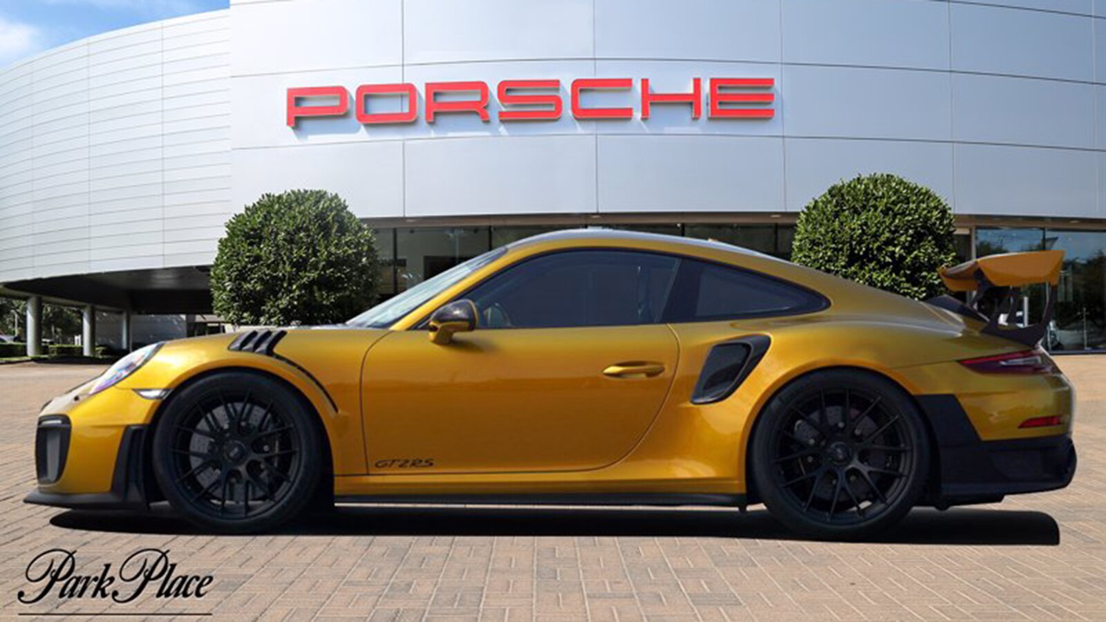 Autotrader Find Gold Chromaflair 2018 Porsche 911 GT2 RS Coupe