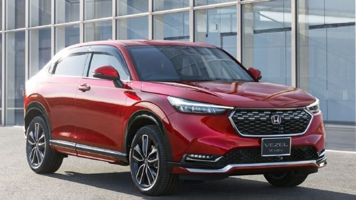 2022 Honda HR-V Front Right Side in Red