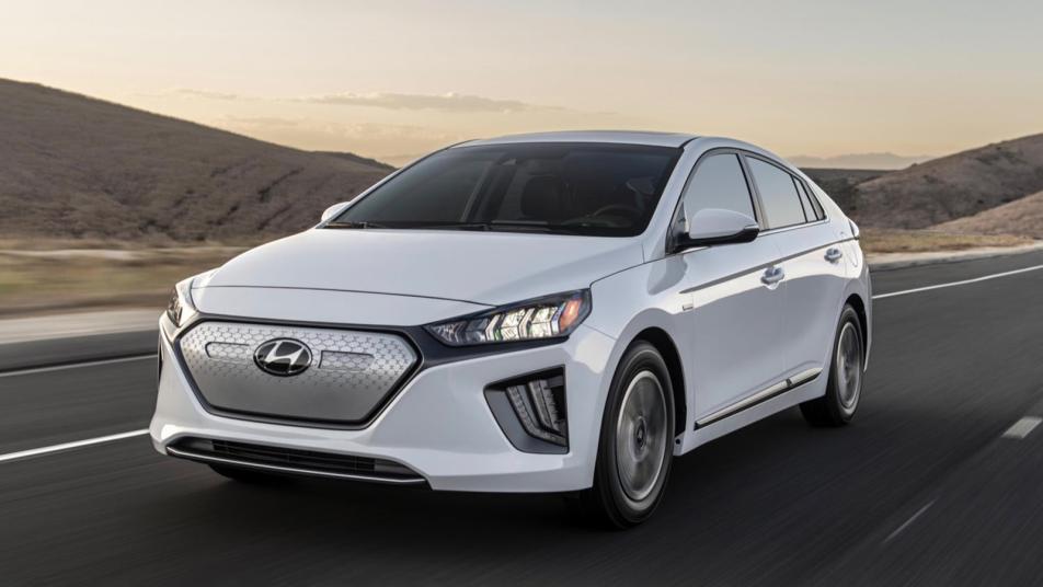 2022 Hyundai Ioniq Plug-In Hybrid: Choosing the Right Trim