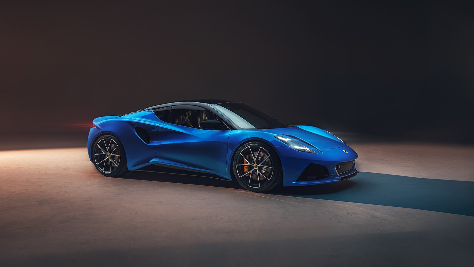 Lotus Unveils Emira, Its Swan Song to Gasoline Engines - Autotrader Lotus Unveils Emira, Its Swan Song to Gasoline Engines - Autotrader