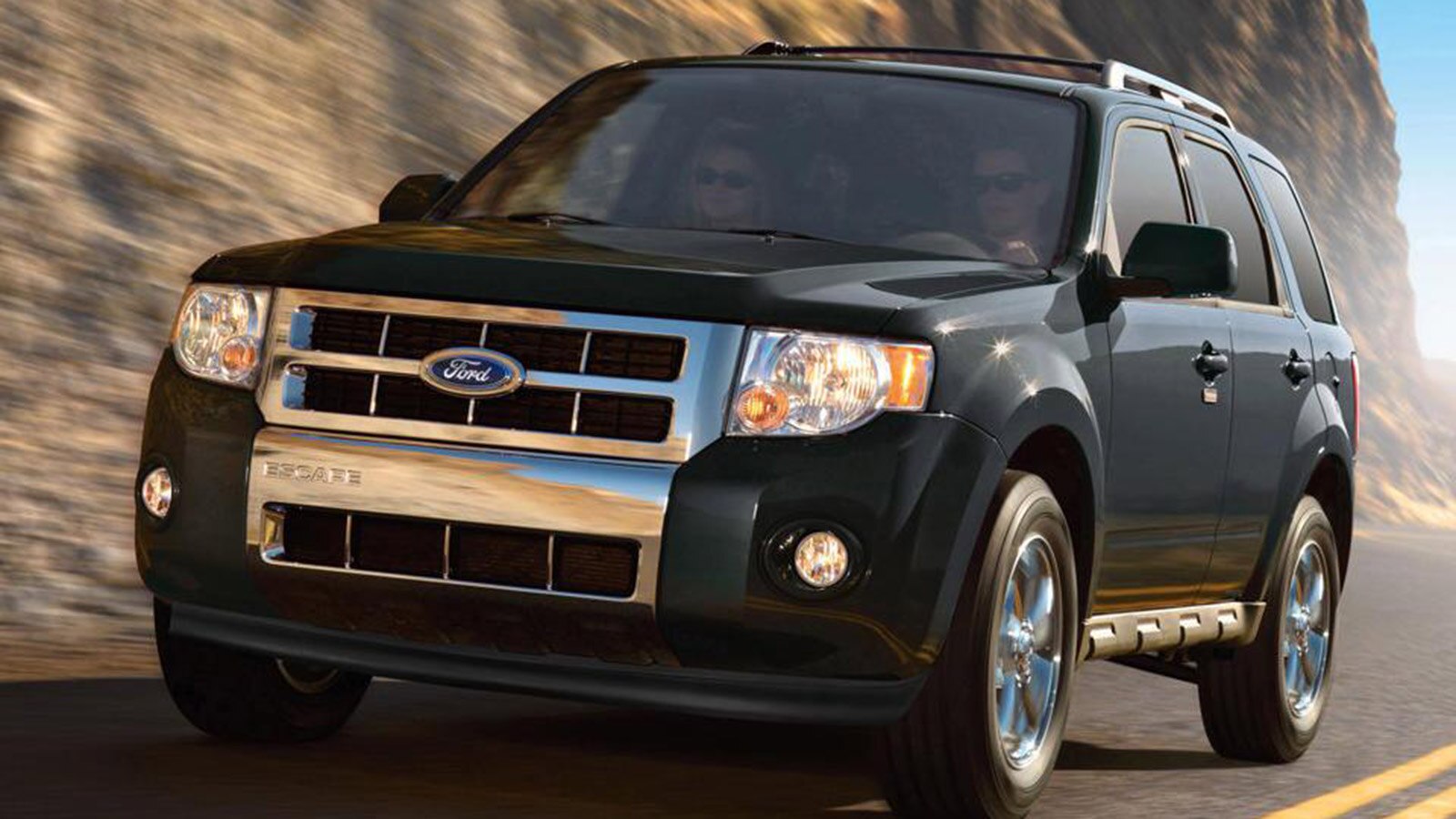 2011 Ford Escape delantero izquierdo en verde