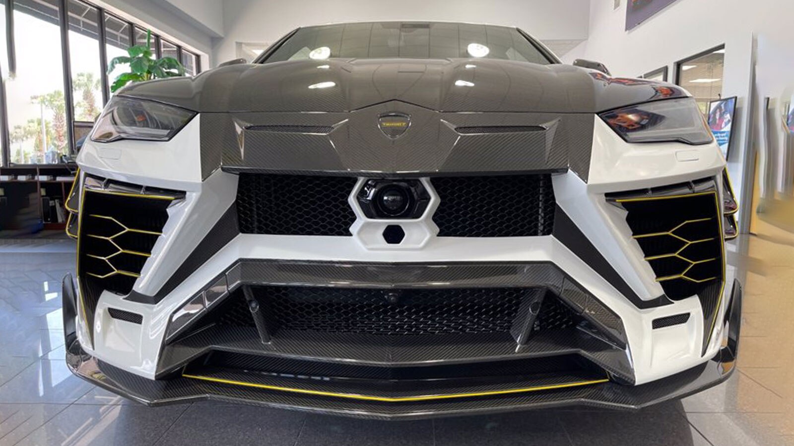 Autotrader Find Urus With Mansory Upgrades Autotrader