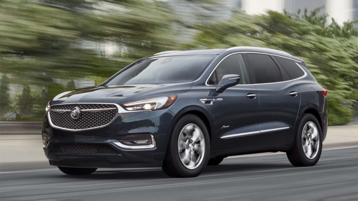 Buick Enclave 2021 Delantero izquierdo en azul obsidiana