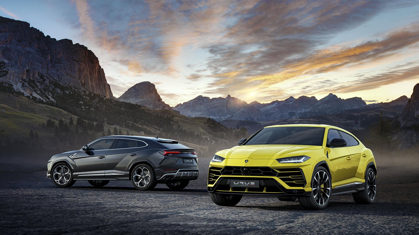 What Is a Urus? Autotrader
