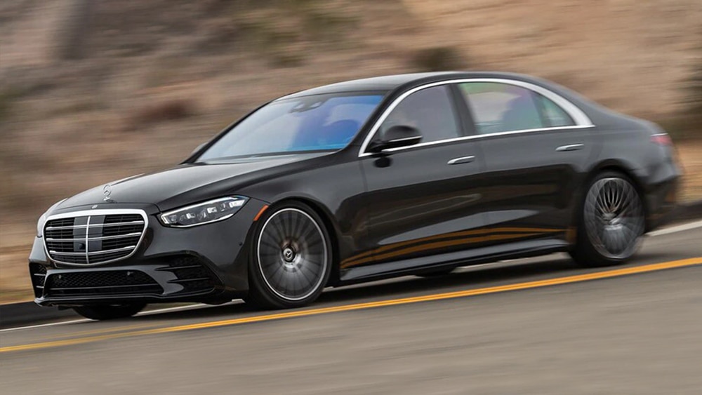 2022 Mercedes-Benz S580 Driving in Black