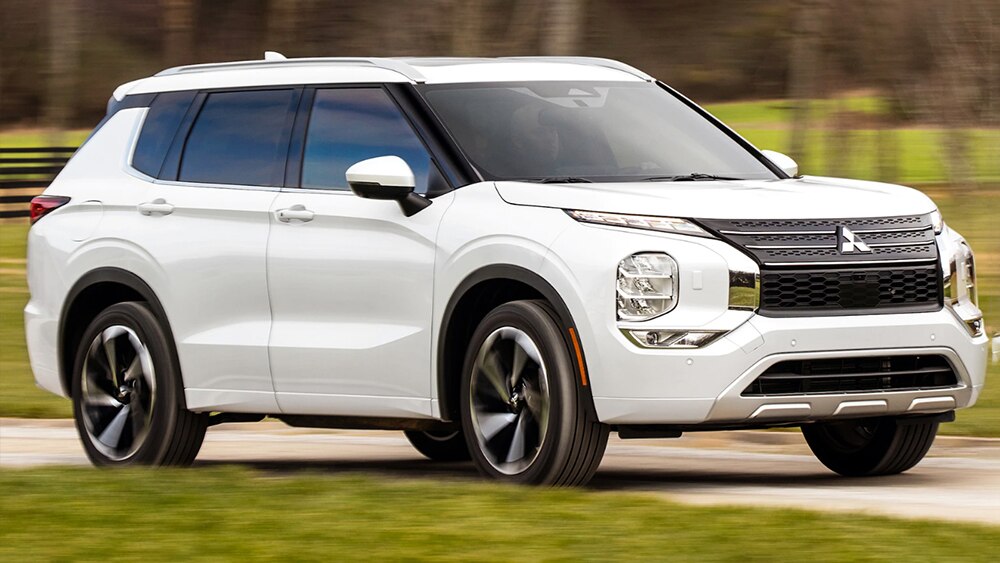 2022 Mitsubishi Outlander vs. 2022 Honda CRV Which Is Better