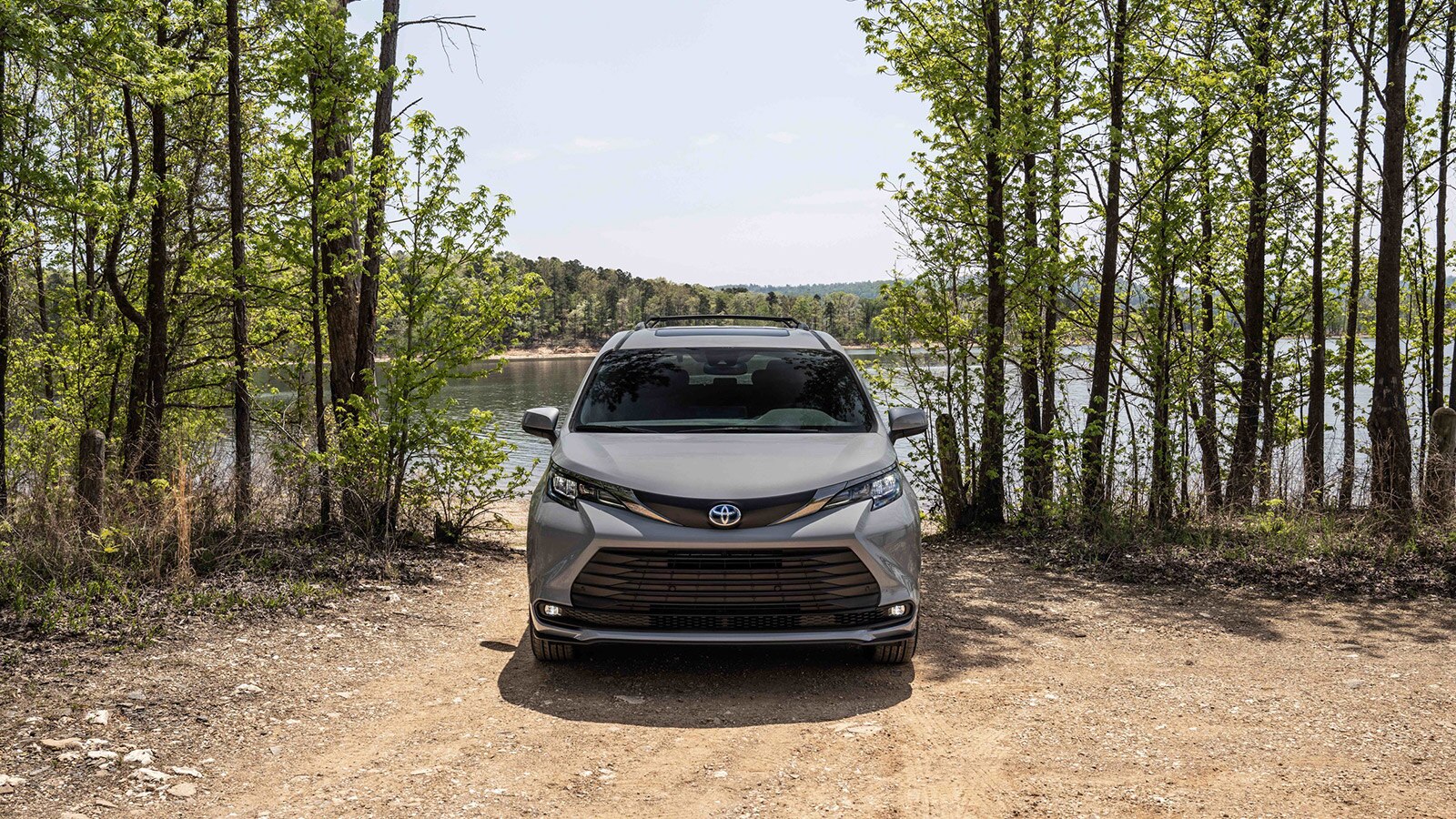 Off-Road-Ish 2022 Toyota Sienna Woodland Is a Deal at $46,565 - Autotrader