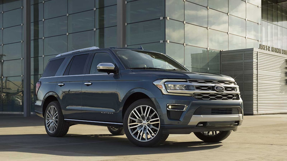 2022 Ford Expedition Platinum Front Right in BLue