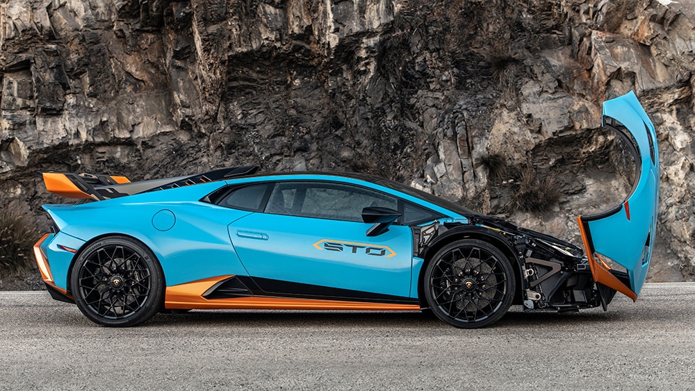 Huracán STO Brings More Than Just Style Autotrader
