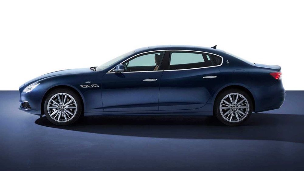 2022 Maserati Quattroporte Modena Profile in Blue