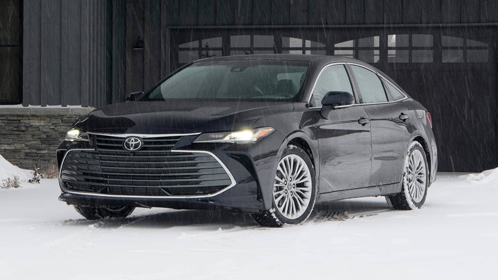 2022 Toyota Avalon Hybrid Choosing the Right Trim Autotrader