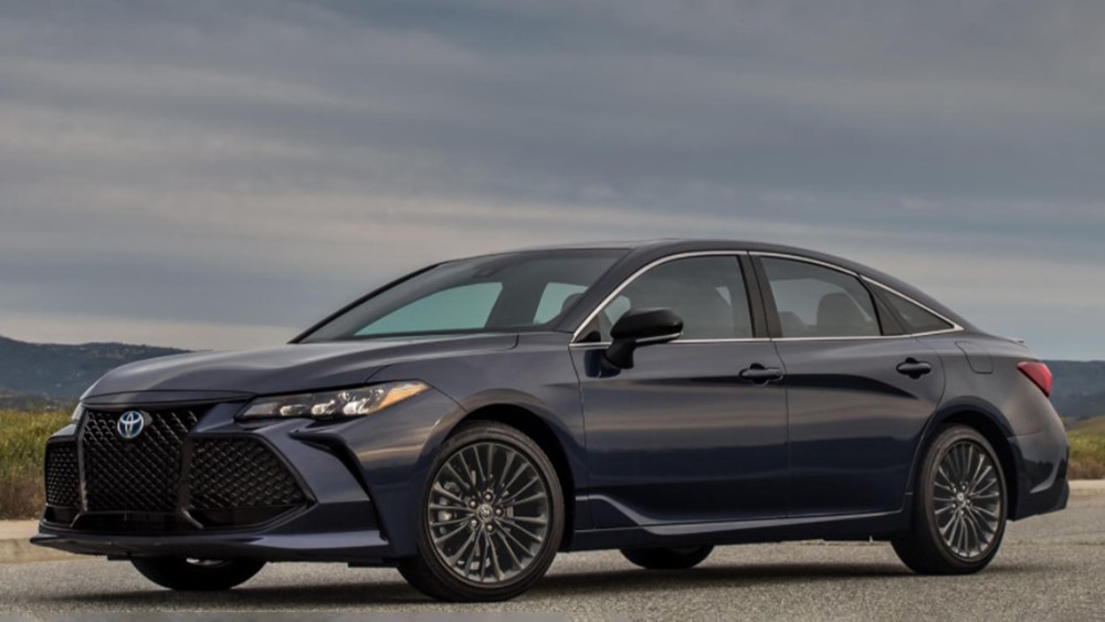 2022 Toyota Avalon Touring in Admiral Blue