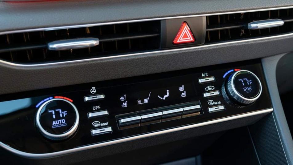 How Does Dual Climate Control Work?