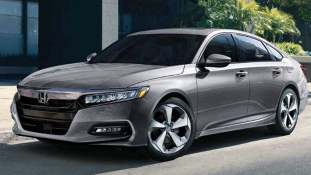 2022 Honda Accord Hybrid Touring front left 