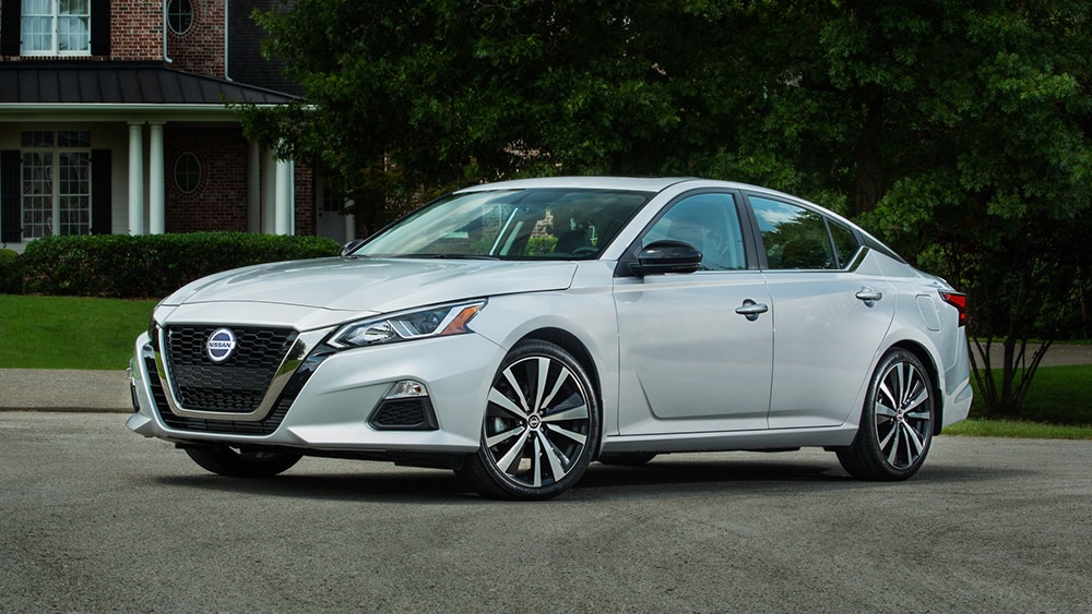 2022 Nissan Altima S Front left